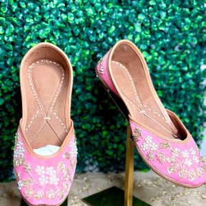 The "Gulabi Bloom" Embroidered Jutti Flats