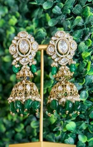 Emerald Vintage Kundan & Meenakari Statement Set - Image 2
