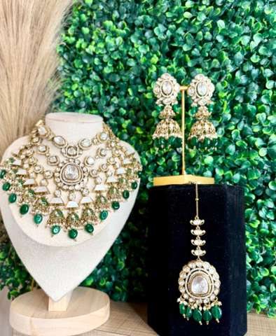 Emerald Vintage Kundan & Meenakari Statement Set - Image 3