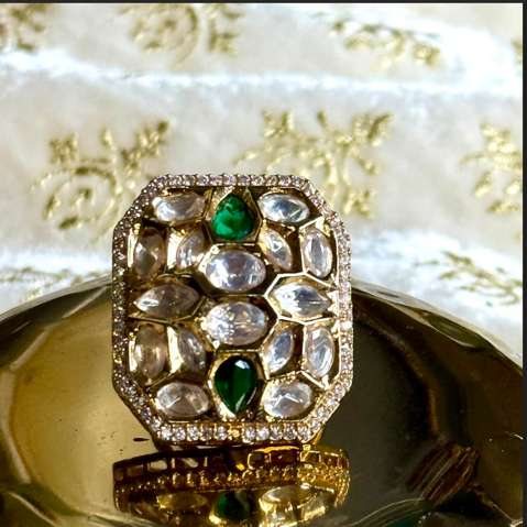 Noor Emerald Mosaic Statement Ring - Image 2