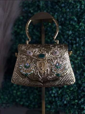 Bags & Purses